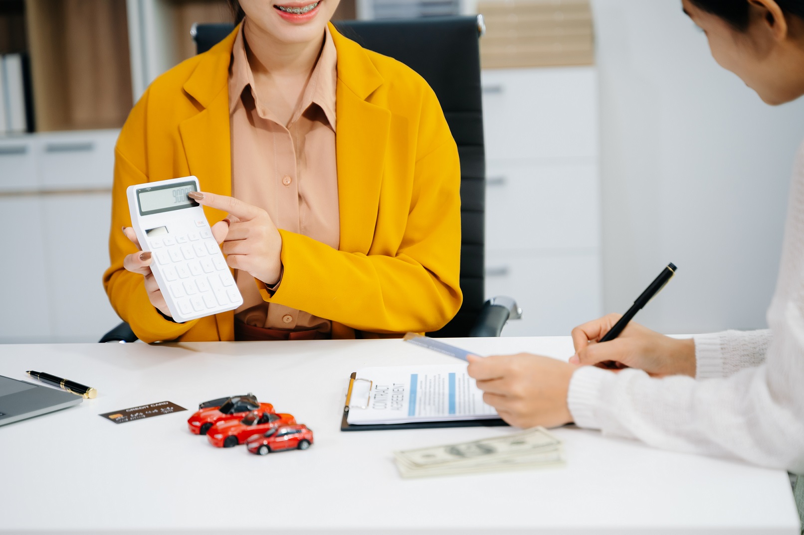 Why Comparing Auto Insurance Policies Saves You Money